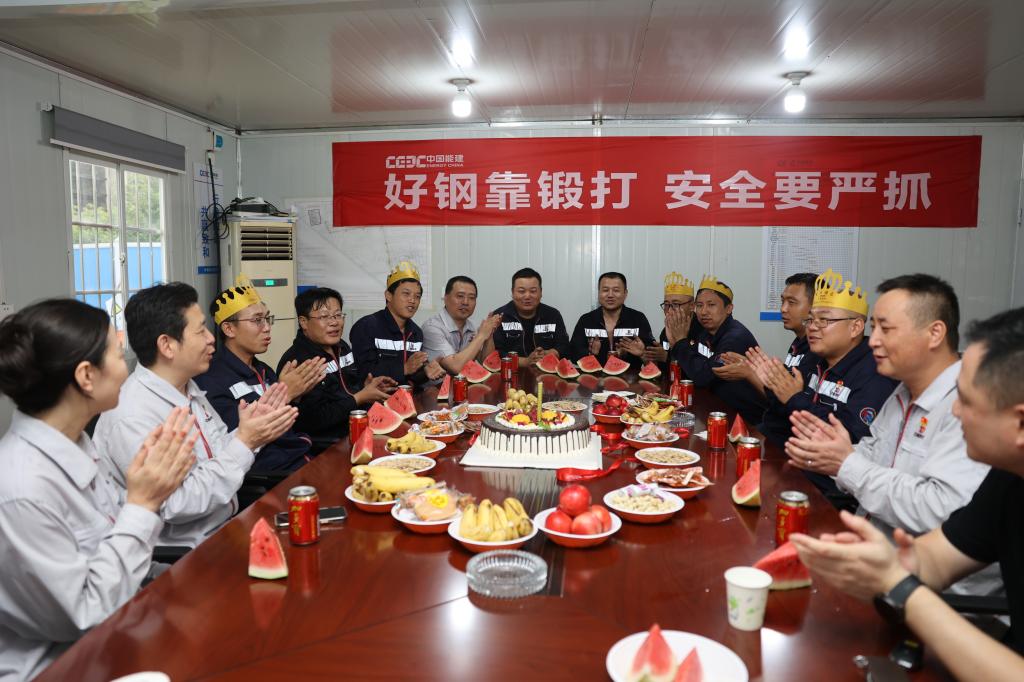 56083B8D41D9C84CA47C496C4CF_9EDA6A7D_19D47 56083B8D41D9C84CA47C496C4CF_9EDA6A7D_19D47