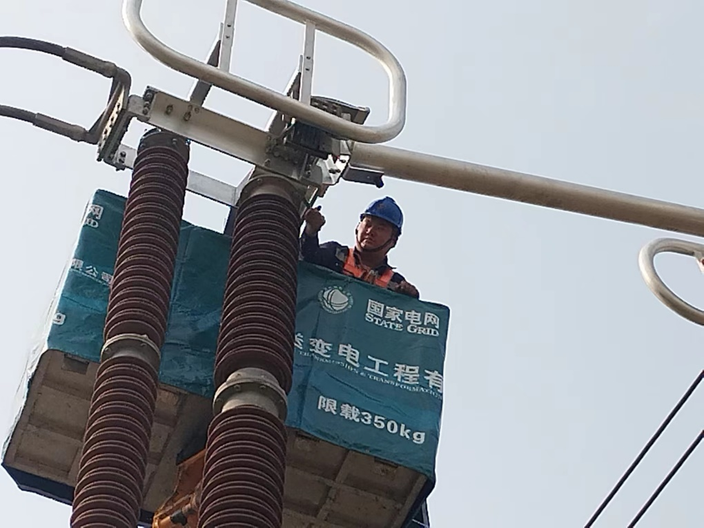 8CBC8185E519E73F219BA8228A5_E86172D3_A78BF 8CBC8185E519E73F219BA8228A5_E86172D3_A78BF